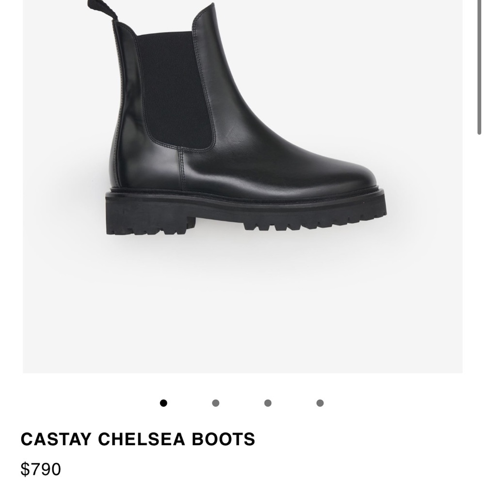 hi! selling these new shoes. i bought them online however, i dont like the fit.